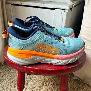 Hoka One One Bondi 7, size 6.5